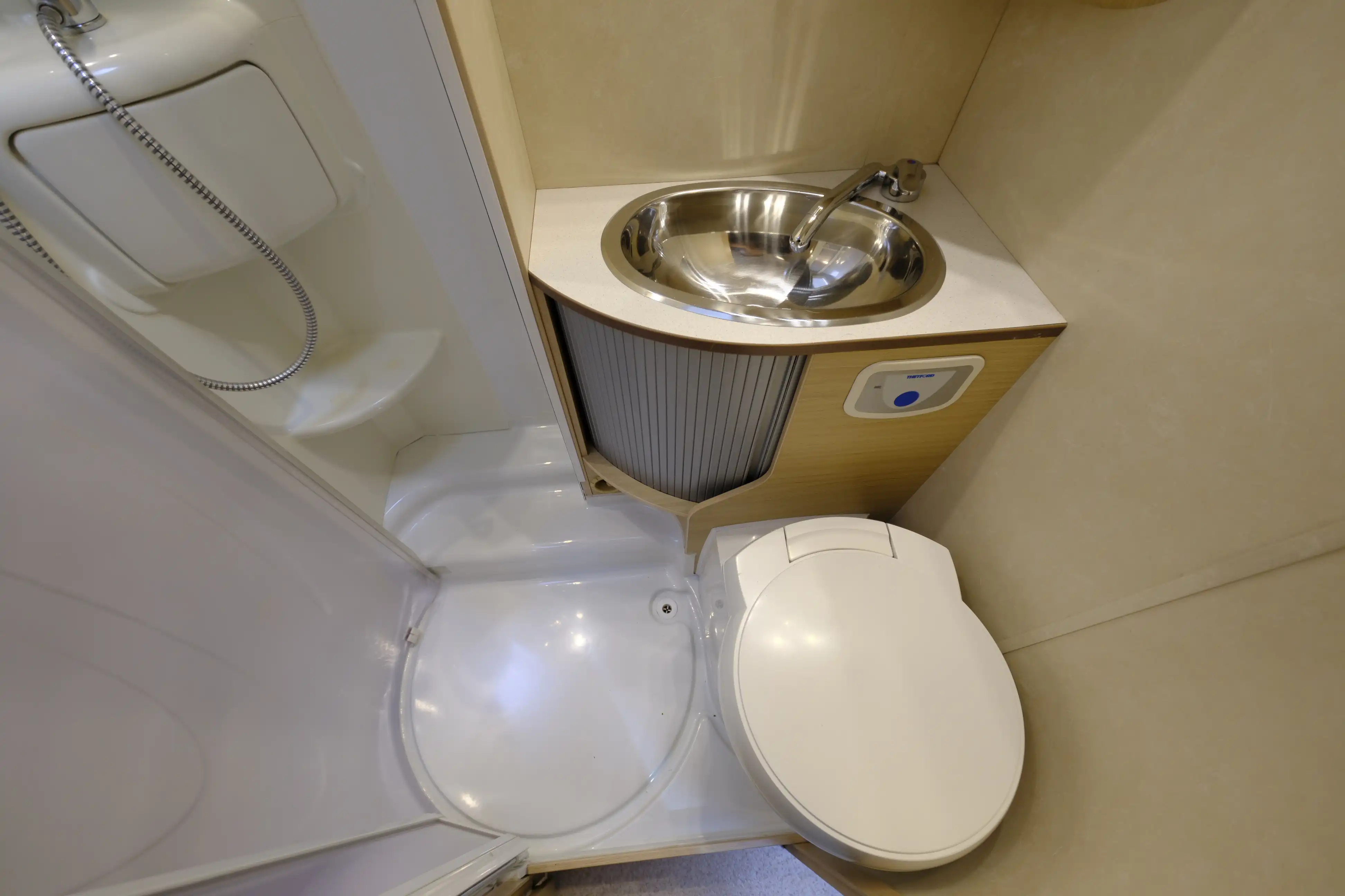 ADRIA Compact 590 SP 